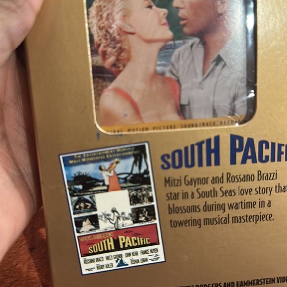 South Pacific / Movie Soundtrack ( cassette tape ) - Picture 7 of 7